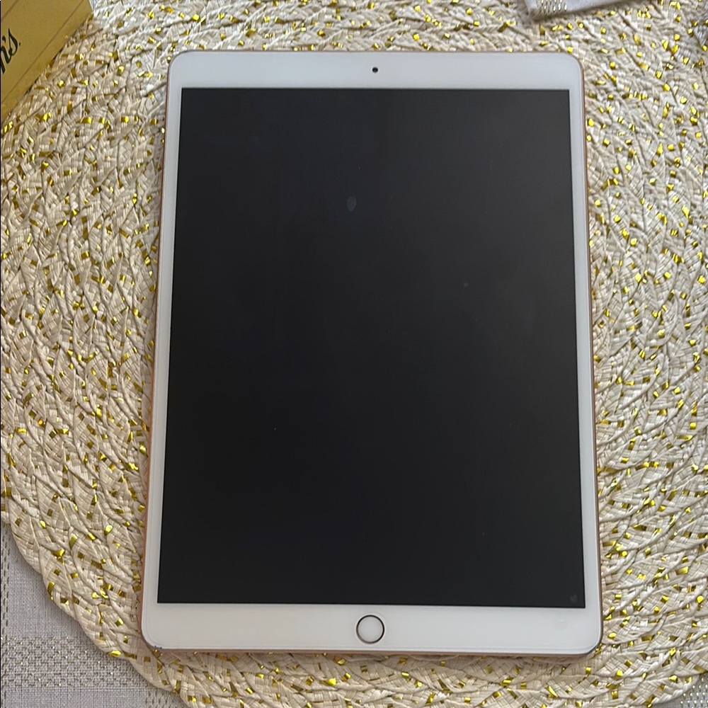 Apple iPad - Gold